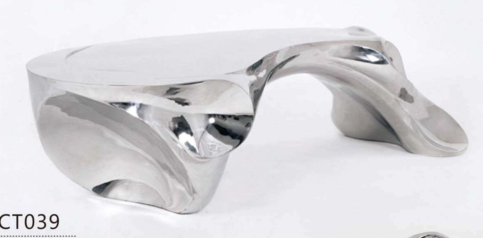 Sculpture decoration & Table